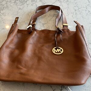 Michael Kors tote in soft pebbled leather